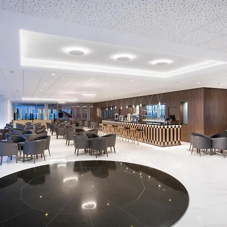 Ξενοδοχείο Semiramis 5*